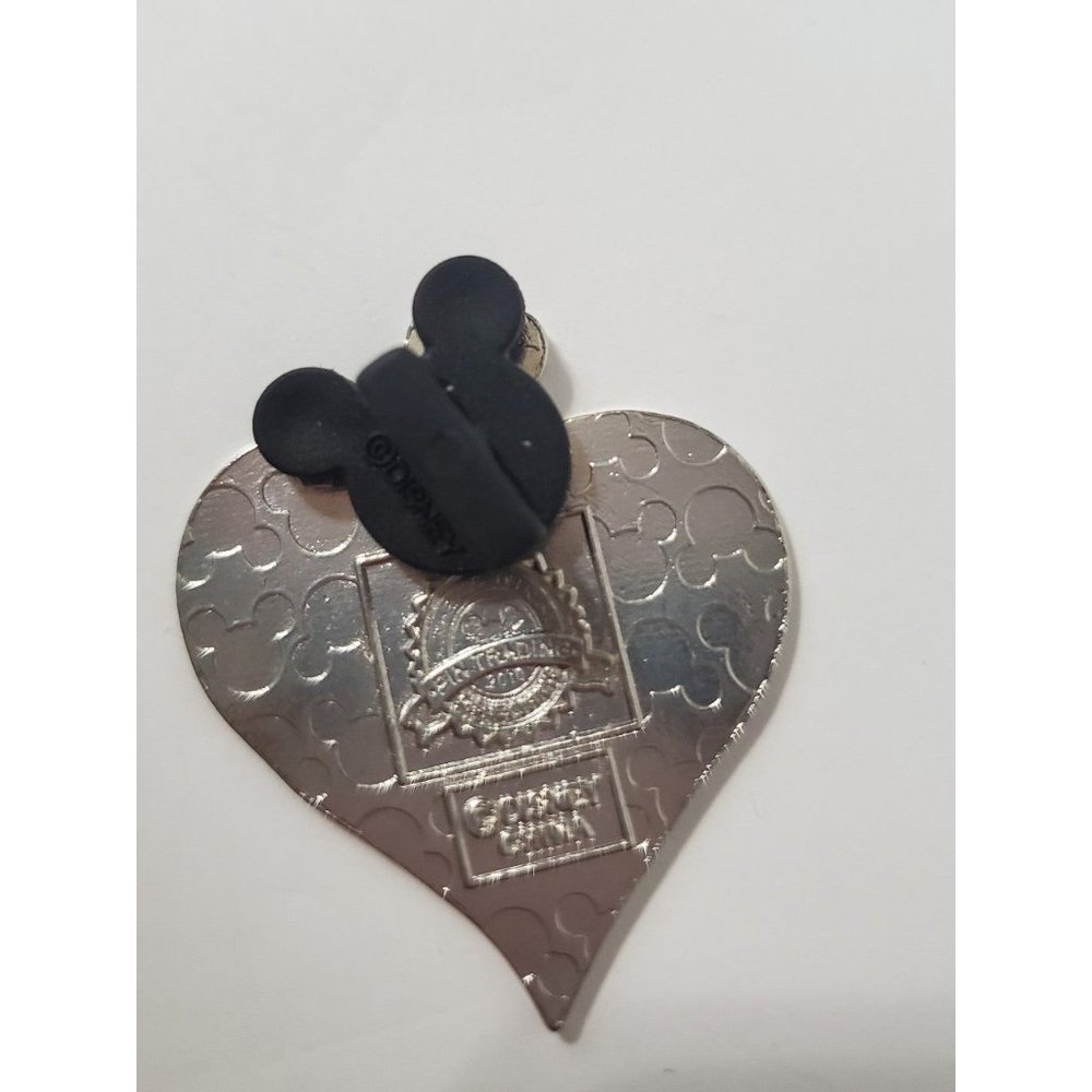 Tinkerbell Heart Pin - Picture 2 of 2